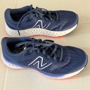 New Balance Fresh Foam Running Shoes Women’s Size 8 Blue Athletic Sneakers